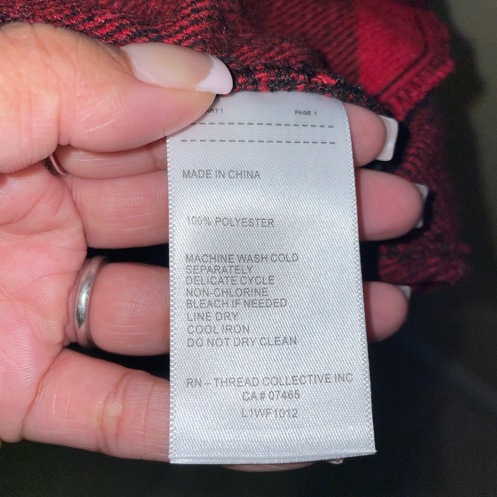 Laundry by Shelli Segal - Picture 3 of 7